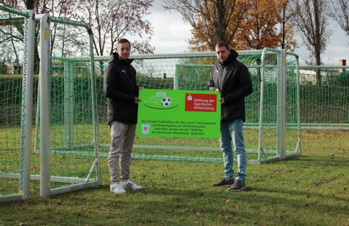 Neues Schild soll an die Unterstützung erinnern!