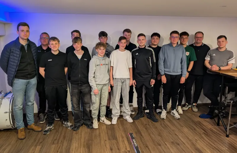 Jungschiedsrichter absolvieren Lehrgang in Gräfenhainichen