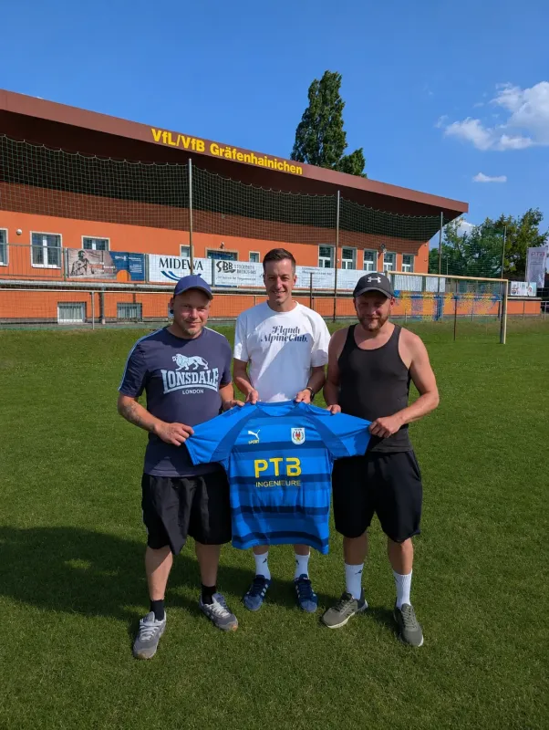 Wieder vereint in Blau-Gelb: Christopher Werner folgt seinem Bruder zum VfB