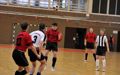 Torwart verlässt seinen Posten