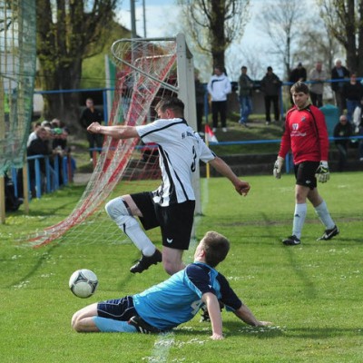 Landesklasse kompakt in der Presse-Verspätete Anpfiffe