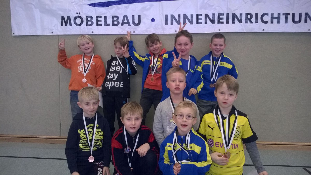 F-Junioren Cup Physio & Sport am 17.1.16 in Dessau-Kochstedt
