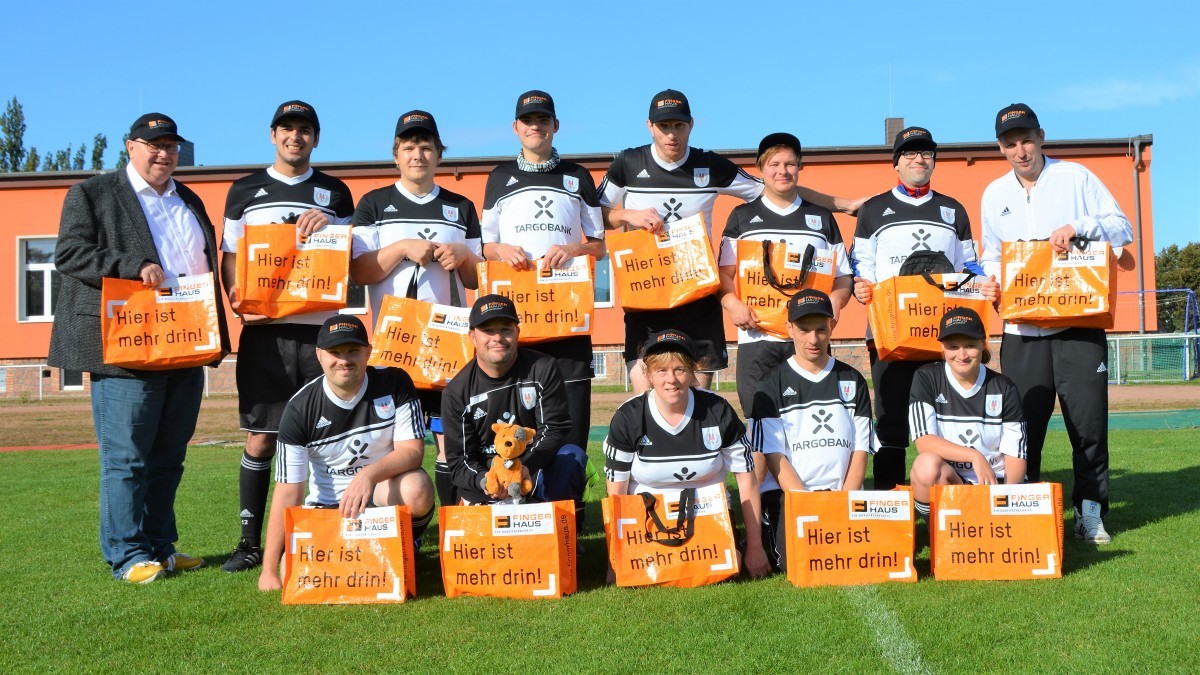 FingerHaus baut nicht nur Häuser sondern auch auf die Zusammenarbeit mit dem VfB