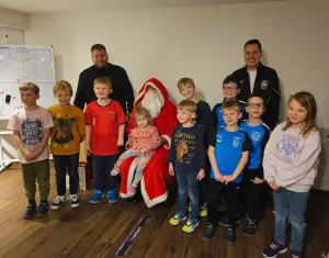 Ein Abend voller Lachen, Dankbarkeit und Weihnachtsmagie 🎄⚽