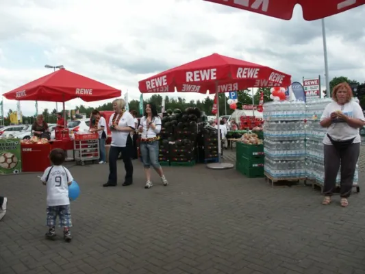 Fußballwette gegen REWE-Markt Gräfenhainichen