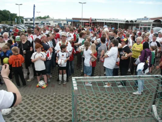 Fußballwette gegen REWE-Markt Gräfenhainichen