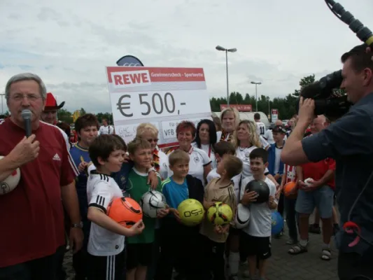 Fußballwette gegen REWE-Markt Gräfenhainichen