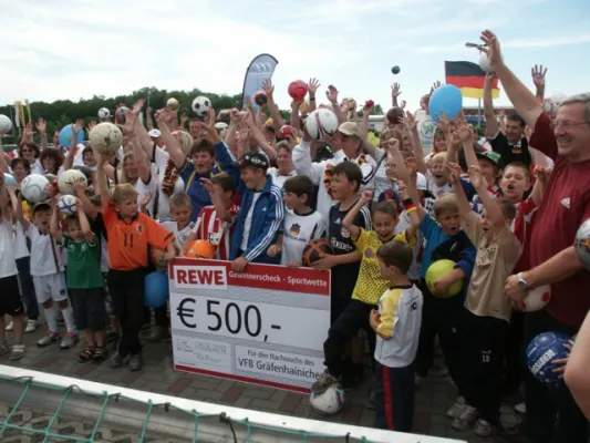 Fußballwette gegen REWE-Markt Gräfenhainichen