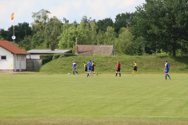 Letztes Punktspiel Möhlau : VfB GHC