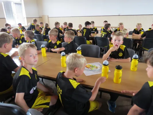 1. Camp Evonik Fussballschule BVB Dortmund 2017