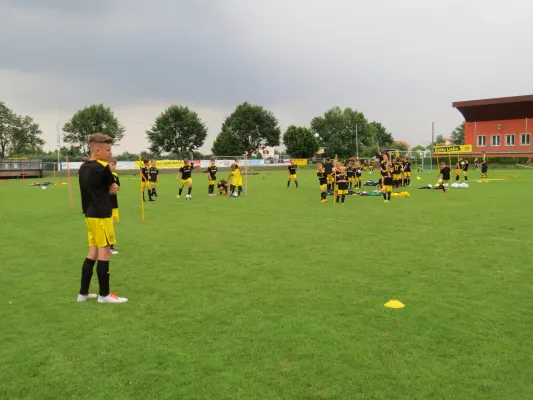 1. Camp Evonik Fussballschule BVB Dortmund 2017