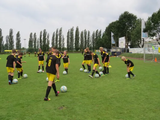 1. Camp Evonik Fussballschule BVB Dortmund 2017