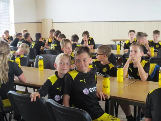 1. Camp Evonik Fussballschule BVB Dortmund 2017