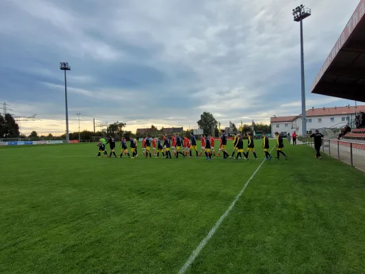 03.10.2021 SG Rot Weiß Thalheim vs. VfB Gräfenhainichen