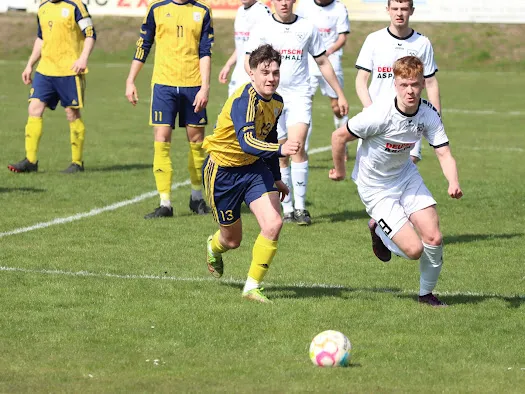 10.04.2023 VfB Gräfenhainichen vs. SV Glück Auf Möhlau