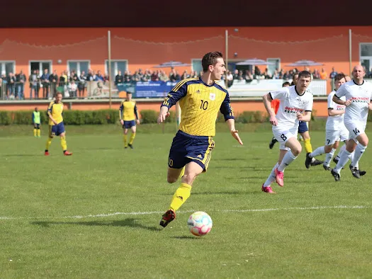 10.04.2023 VfB Gräfenhainichen vs. SV Glück Auf Möhlau